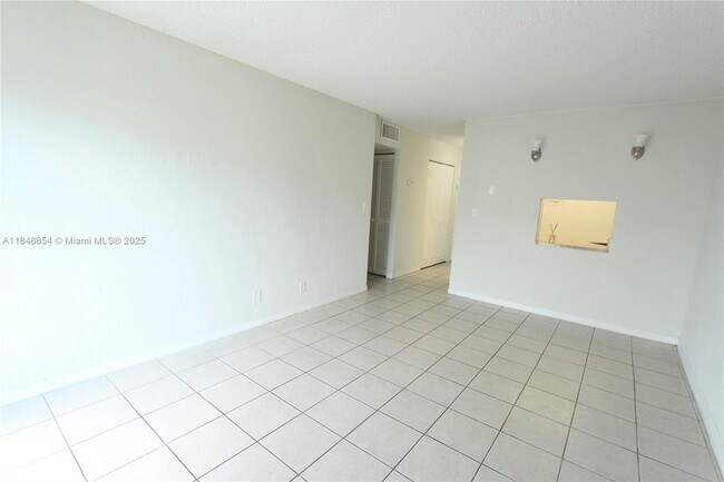 Foto del edificio - 4550 NW 9th St
