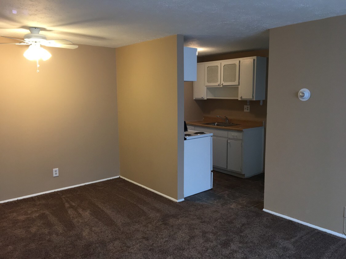 3015 Devonshire Rd, Cleveland, OH 44109 Apartments in Cleveland, OH