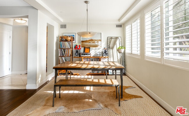 Building Photo - 1751 Appian Wy