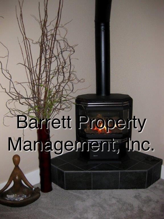 Building Photo - 16638 Curtis Ct