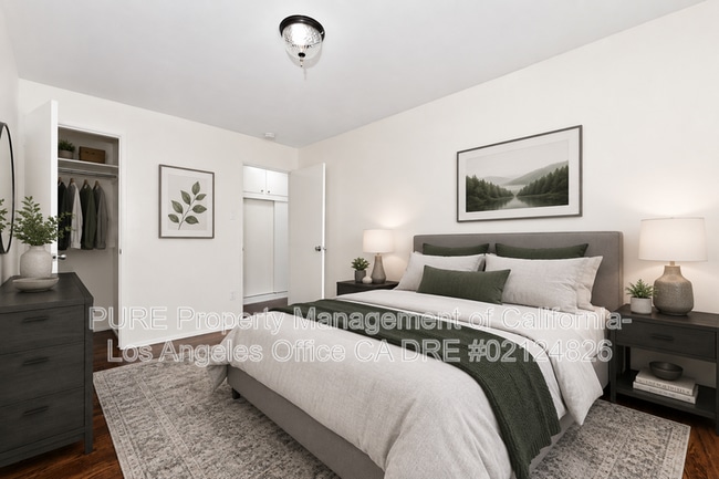 Building Photo - 4615 168th St