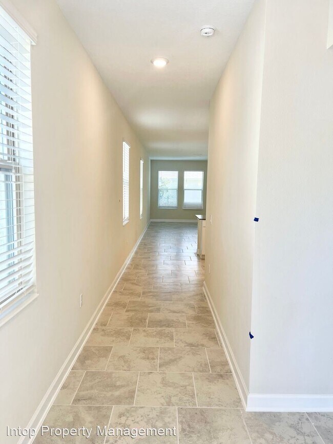 Building Photo - 4 br, 3.5 bath House - 1308 Swift Creek Way