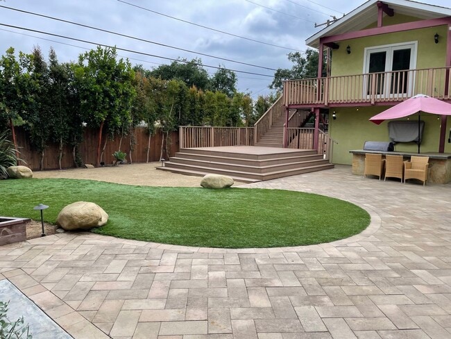 Foto del edificio - Spacious 4 Bedroom 4 Bath Ojai Home