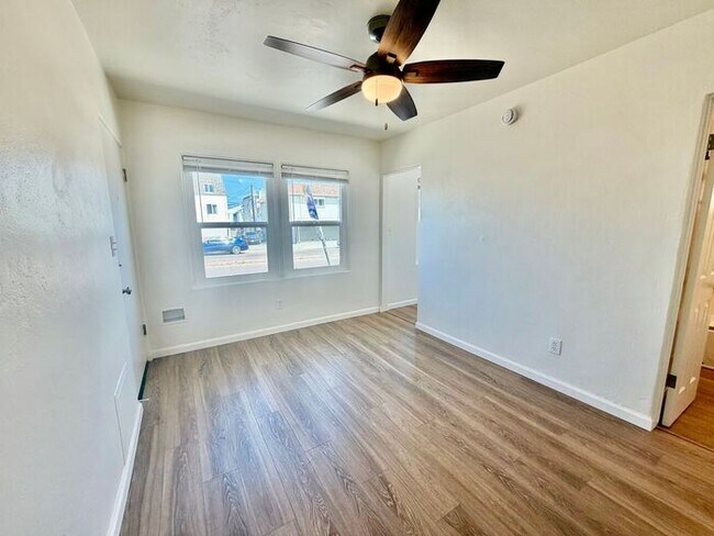 Foto del edificio - Newly Renovated Mission Beach Studio Near the Water!