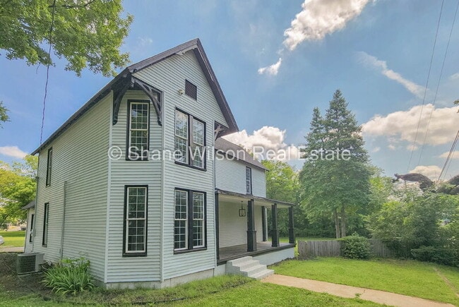 Building Photo - 331 Smith Cir