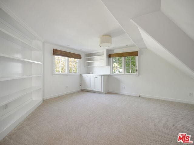 Building Photo - 13161 Addison St