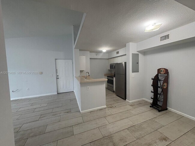 Foto del edificio - 15480 SW 284th St