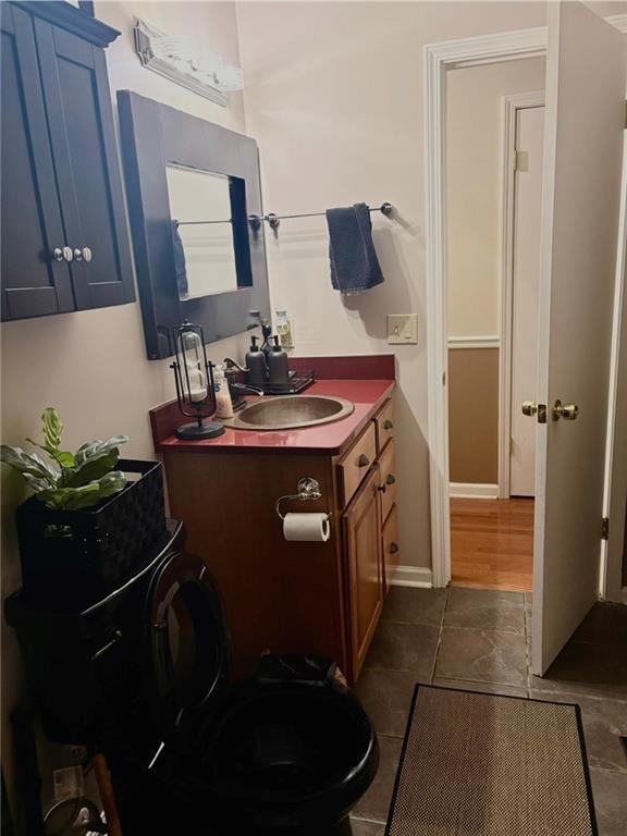 Building Photo - 3842 Skyline Dr