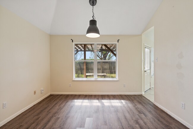 Foto del edificio - 11214 Amaranth Ln