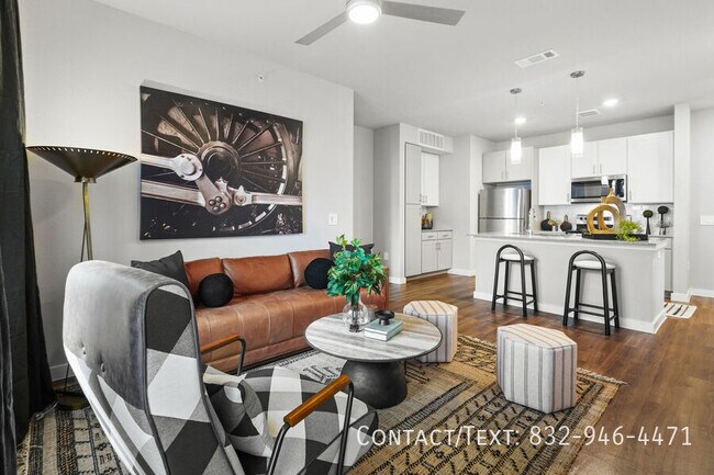 Foto del edificio - Get up to 8 Weeks Free + $1,000 GC in Katy!