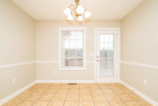 Foto del edificio - 306 Gatewood Dr