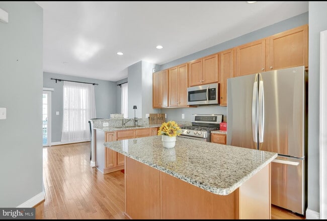 Foto del edificio - 5035 Potomac Highlands Cir