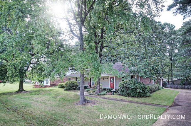 Foto del edificio - 502 Pelahatchie Shore Dr
