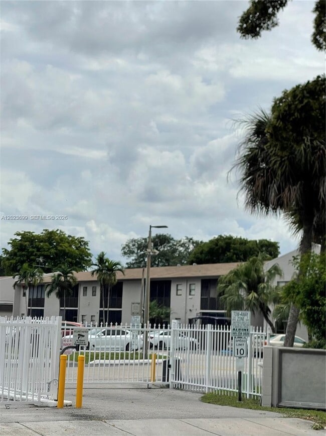 Building Photo - 10370 SW 220th St