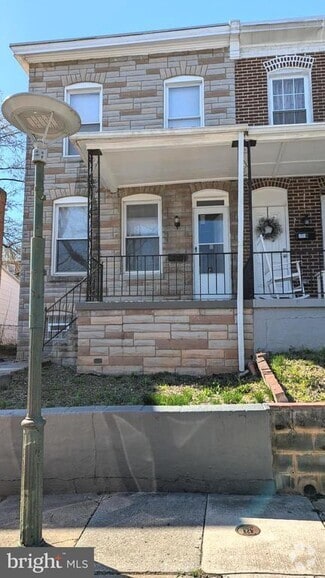 Building Photo - 3026 Mathews St