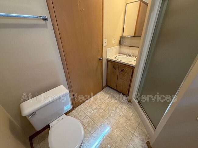 Foto del edificio - 516 S Prince Ln