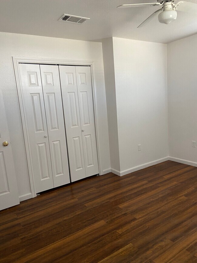 Foto del edificio - 615 S Pleasant Hill Rd