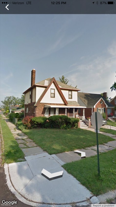 Foto principal - 16503 Muirland St