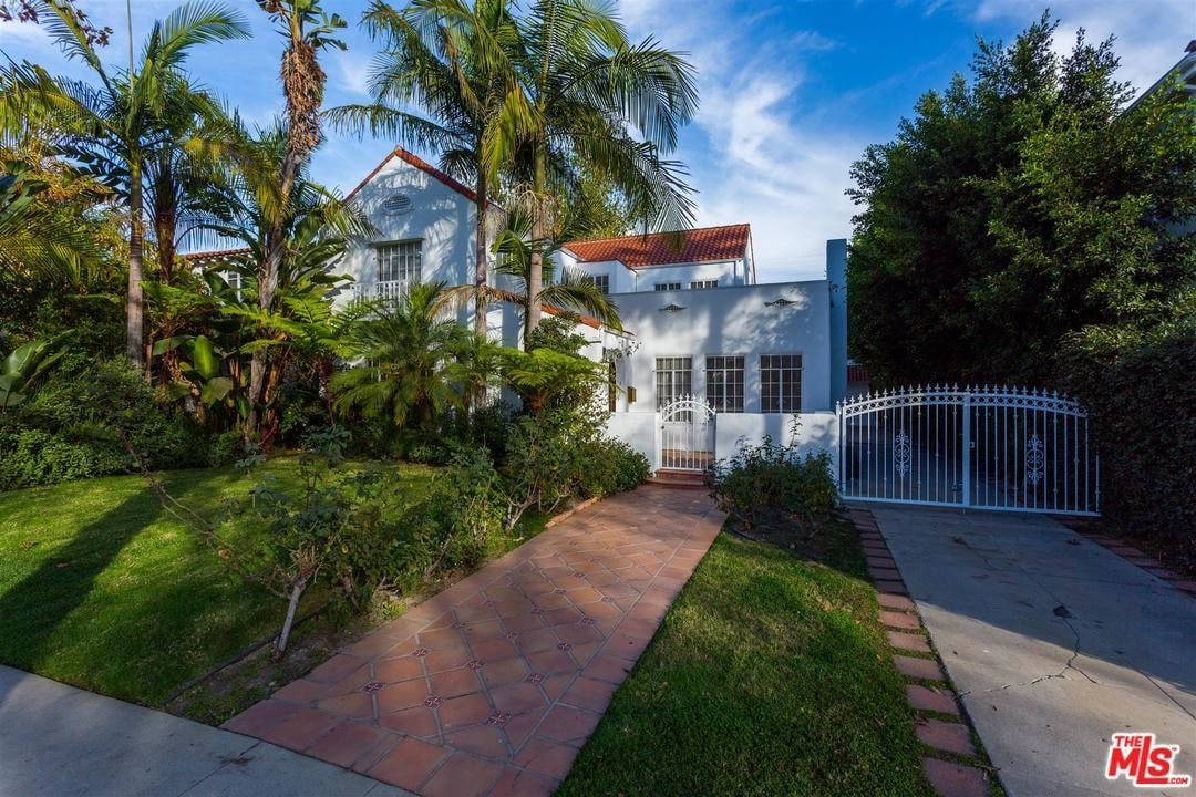161 Houses Available for Rent in Beverly Hills, CA