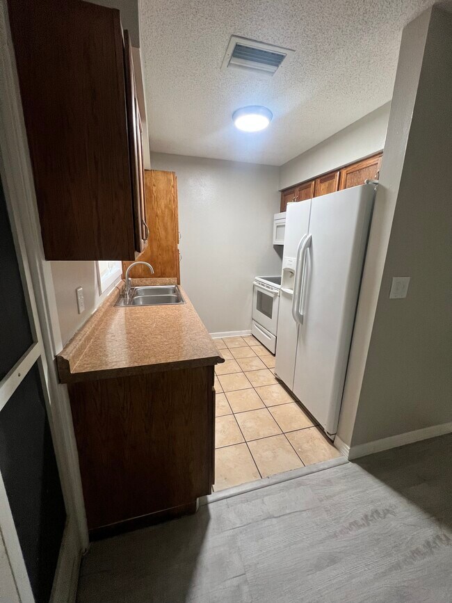 Foto del edificio - 307 US Highway 27 S