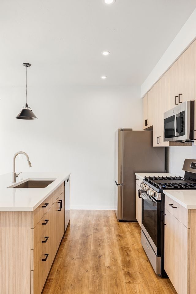 Building Photo - Logan Square Apartments