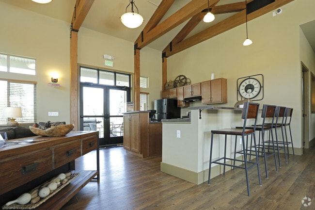 Clubhouse - Copper Trail