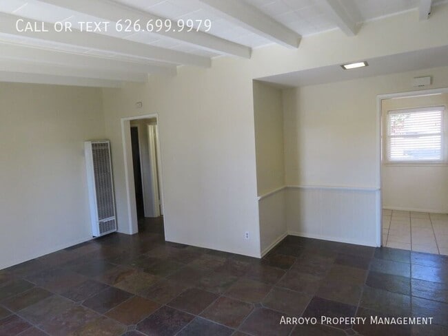 Foto del edificio - 741 E Poppyfields Dr