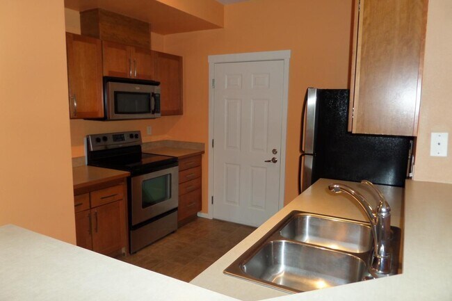 Foto del edificio - 2 Bed 2 Bath Condo in Seatac, WA