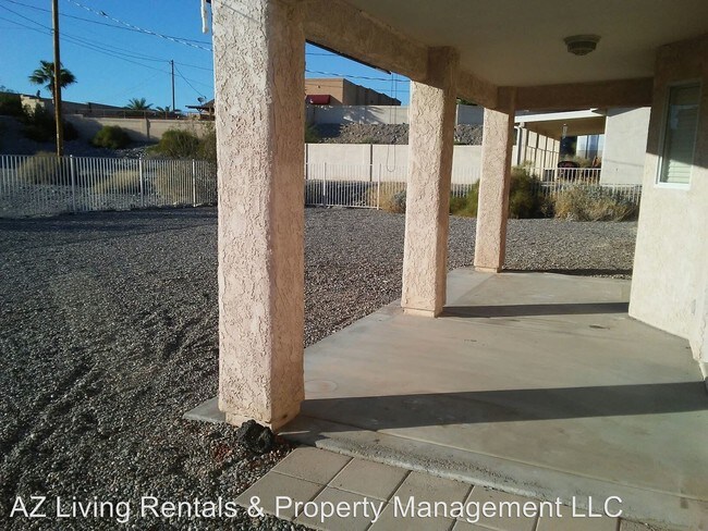 Building Photo - 631 Acoma Blvd N
