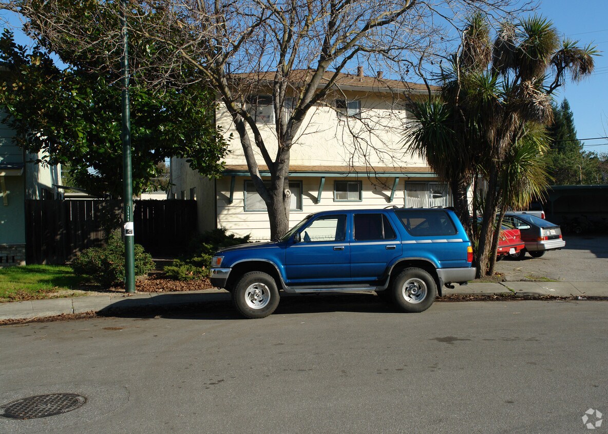 Building Photo - 167 Higdon Ave