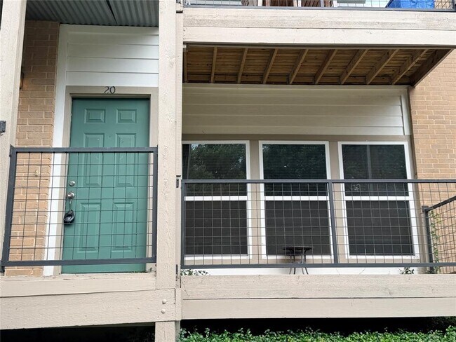 Foto del edificio - 6600 Valleyside Rd