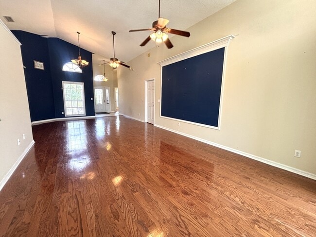 Building Photo - 1553 Maidencane Loop