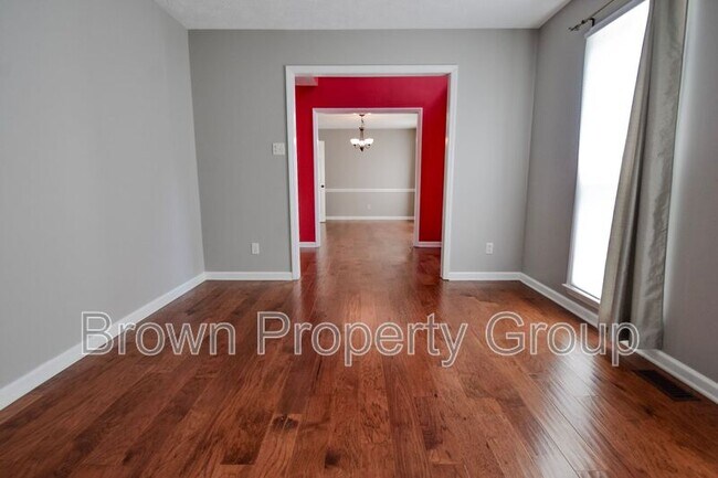 Foto del edificio - 7262 Stoney Point Rd