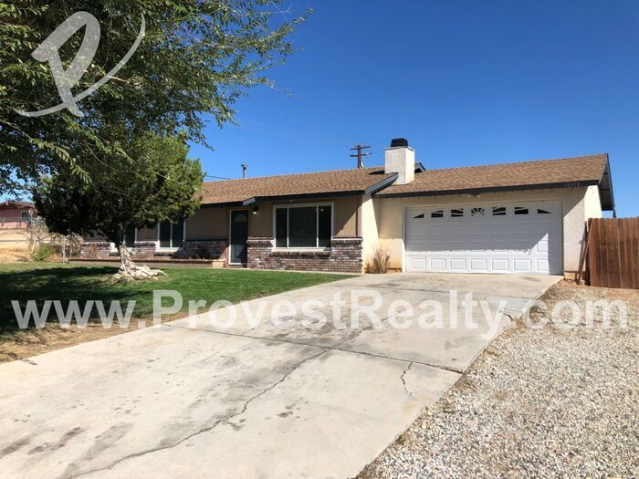 Primary Photo - Quaint 3 Bedroom, 2 Bath with Lots of Yard...