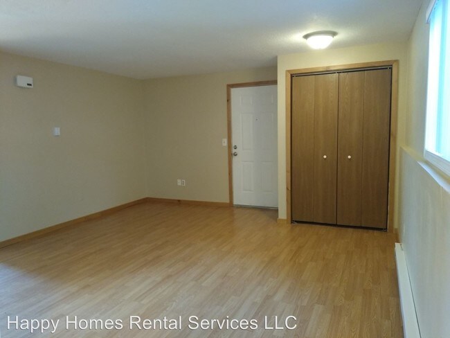 Building Photo - 4727 W Reeves St