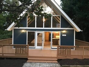 Building Photo - 122 Waterlick Ct