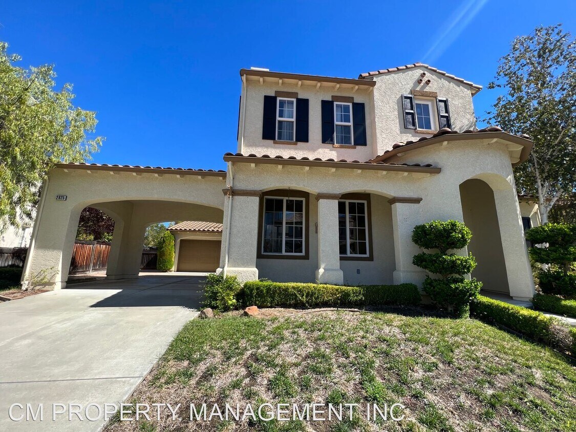 Primary Photo - 5 br, 3 bath House - 2625 Muirfield Way