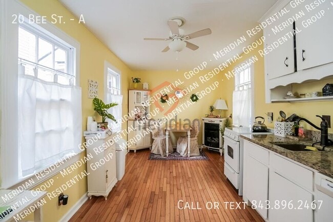 Building Photo - 20 Bee St