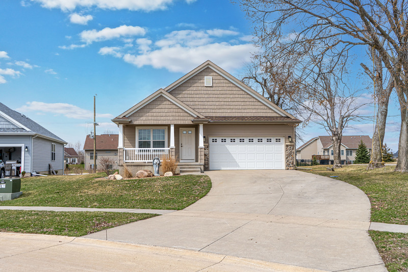 Foto principal - 6225 Ridgewood Meadows Ln NE