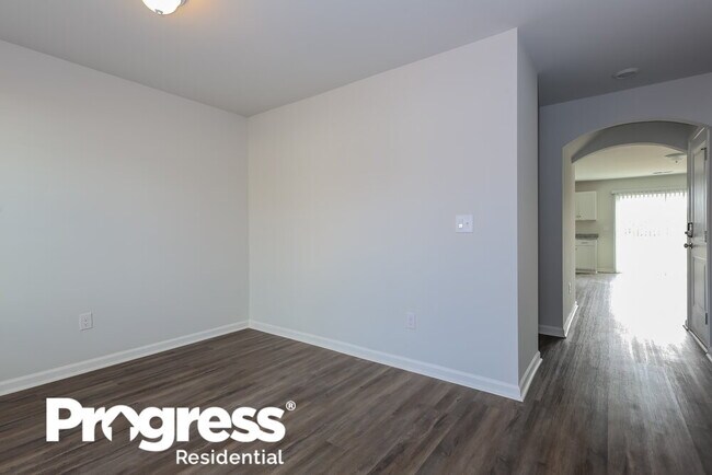 Building Photo - 848 Willowmere Way