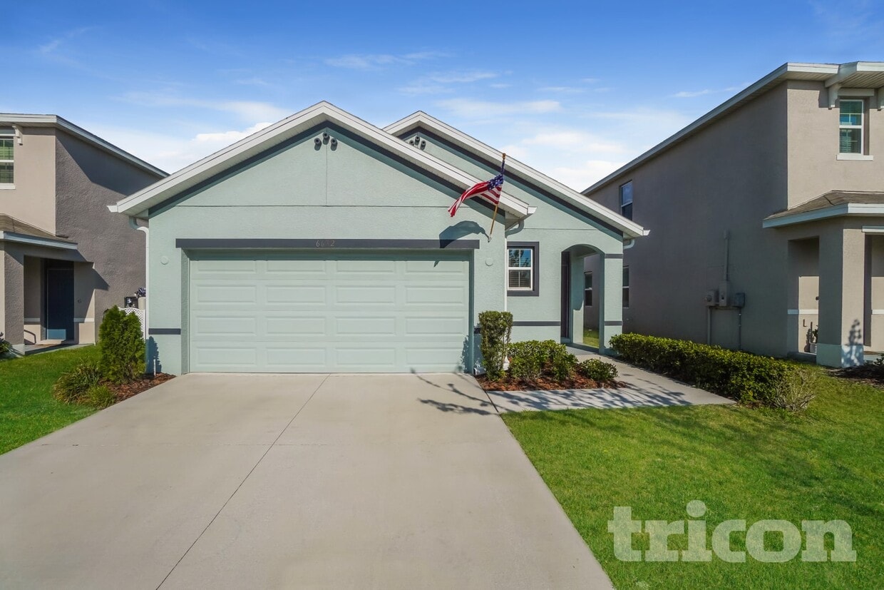 Primary Photo - 6632 Seaway Dr