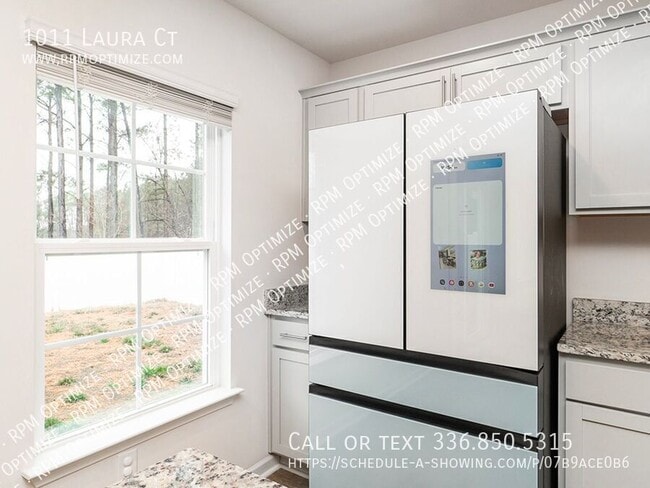 Foto del edificio - 1011 Laura Ct