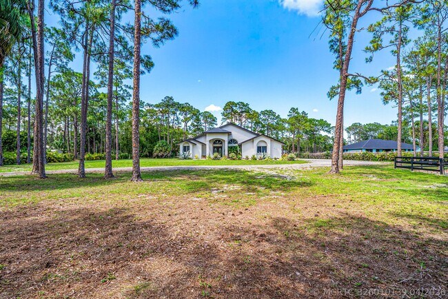 Building Photo - 16105 Temple Blvd