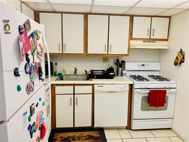 Foto del edificio - 13100 SW 92nd Ave