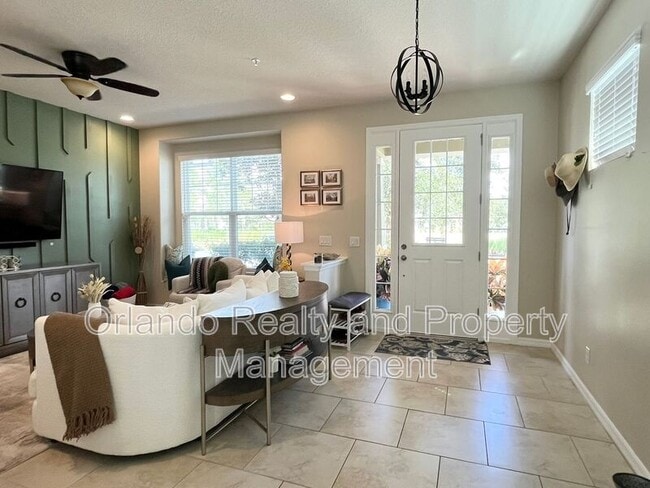 Foto del edificio - 10476 Burrows St