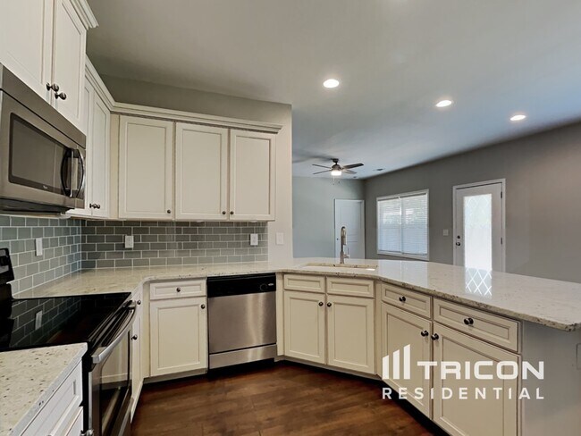 Building Photo - 8341 Elmcroft Court Nolensville TN