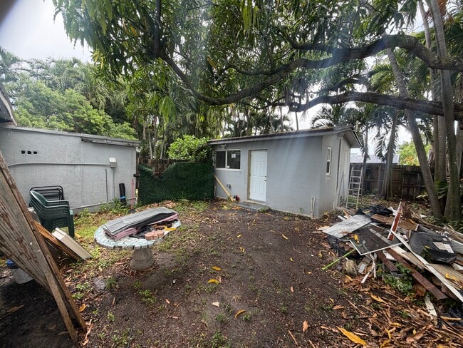 Building Photo - 13845 NW 6th Ave