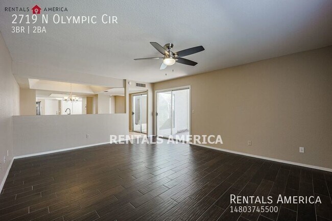 Building Photo - Coming Soon! Charming Patio Home by Golf C...