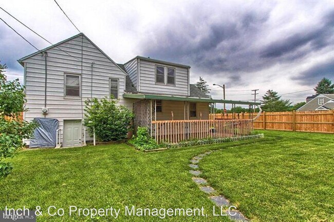 Building Photo - 3 br, 1 bath House - 725 Parkway Boulevard