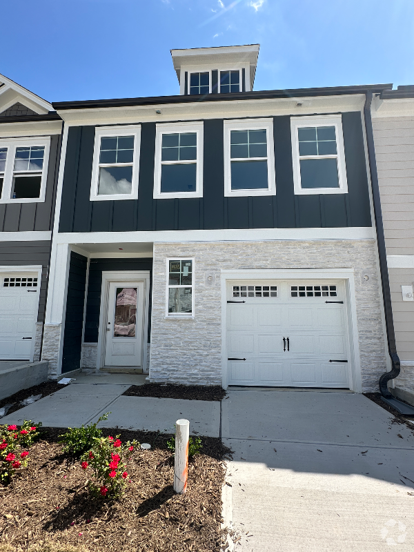Building Photo - 8712 Wardle Ct